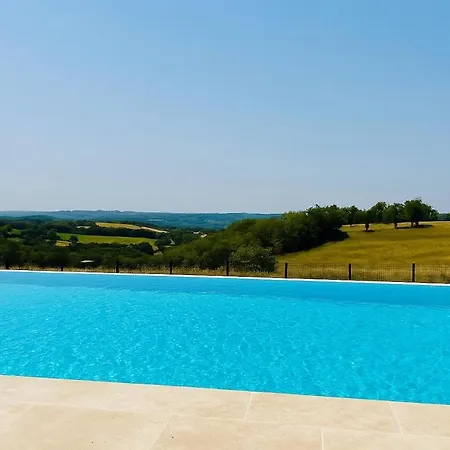 Maison De Charme, Vue Sublime, Piscine Infinie Soucirac